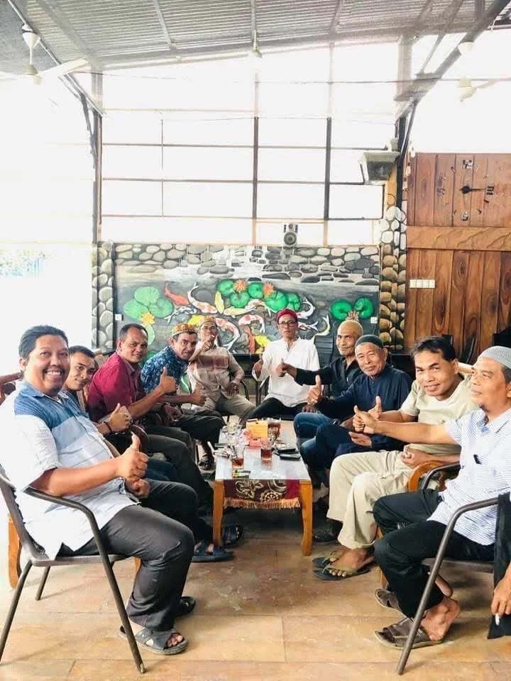 Pertemuan dan diskusi lapangan